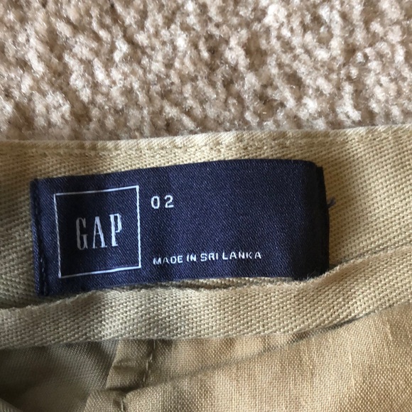GAP shorts - Picture 3 of 3